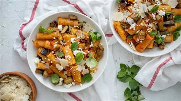 Pasta alla Norma – sycylijski makaron z bakłażanem