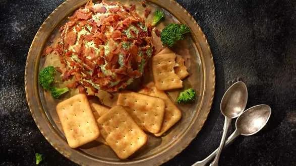 Serowa kula z brokułów