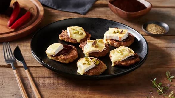 Placki ziemniaczane zapiekane z francuskim serem