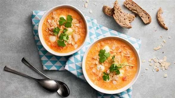 Zupa pomidorowa z mlekiem kokosowym