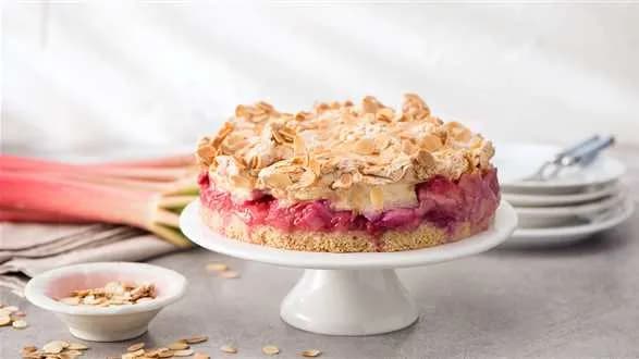 Ciasto rabarbarowo-malinowe z bezą