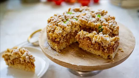 Bezglutenowa, wegańska szarlotka z kaszą jaglaną bez cukru