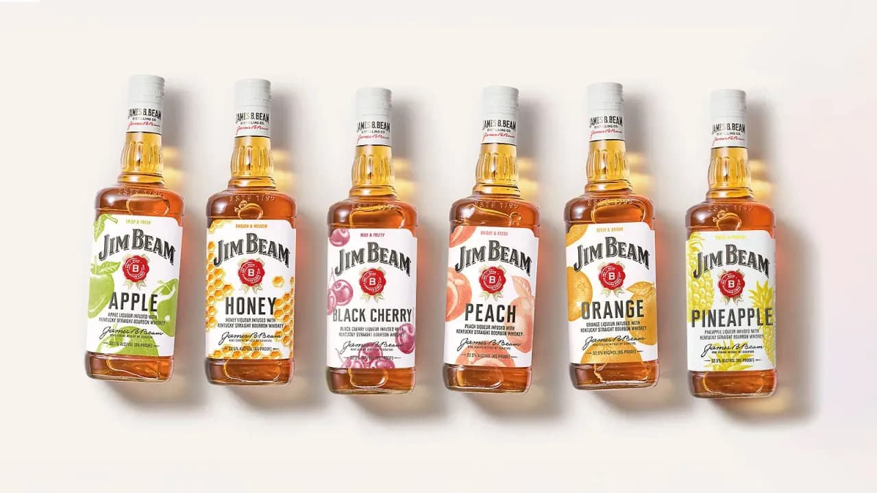 Jim Beam Apple drink - odkryj wyjątkowy smak i najlepsze przepisy Jim Beam Apple drink - odkryj wyjątkowy smak i najlepsze przepisy
