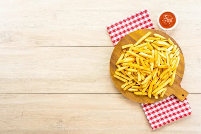 Frytki jak z Maka – idealny przepis na chrupiące frytki w domu Frytki jak z Maka – idealny przepis na chrupiące frytki w domu